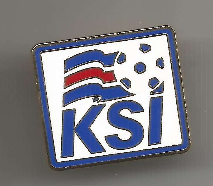 Badge Football Association Iceland 2 blue